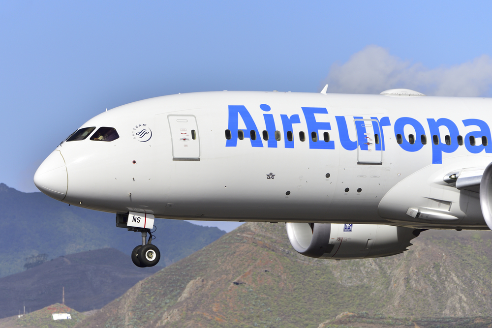 Tenerife,,Spain-oct,07,,2017:,Aircraft-boeing,787-8,Dreamliner,Of,Air,Europa