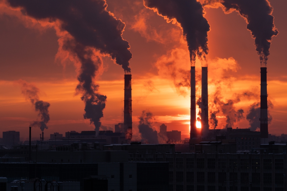 Smoke,From,Heating,Station,In,Big,City,During,Winter,Season Smoke,From,Heating,Station,In,Big,City,During,Winter,Season