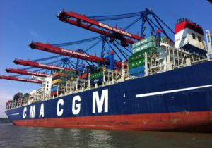 Hamburg,,Germany,-,July,,2015:,Cargo,Ship,From,Cma,Cgm