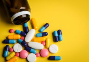 Colorful,Pills,And,Tablets,On,Background