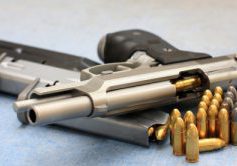 Bullet,9mm,Parabellum,And,Beretta,92fs,,M9,Gun,Barrel