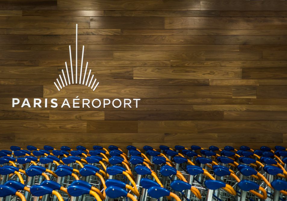 Paris,Airport,Logo,In,Roissy,Charles,De,Gaulle,Airport,,France